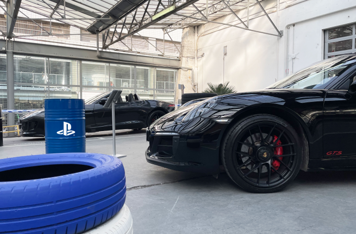 Saatchi & Saatchi et PlayStation ouvrent un garage Gran Turismo  pour tester en vrai les bolides du jeu