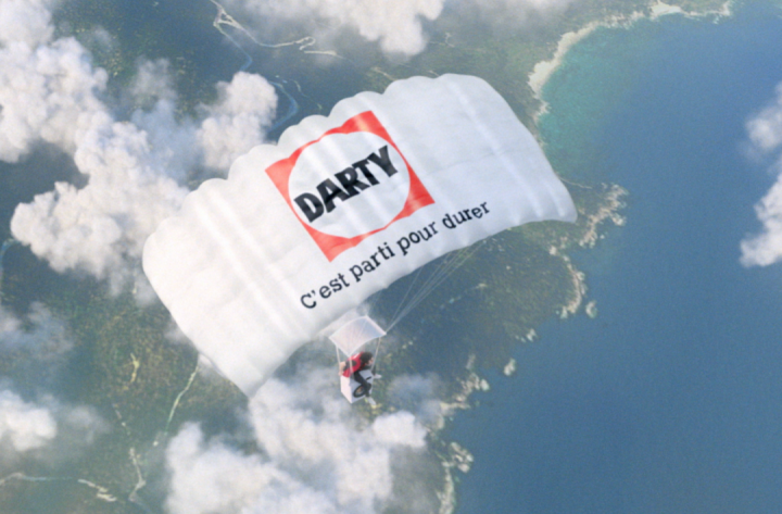 Darty présente