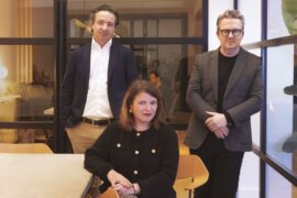 Helmut, voix montante de la com de luxe – Par Sorlin CHANEL du magazine Stratégies