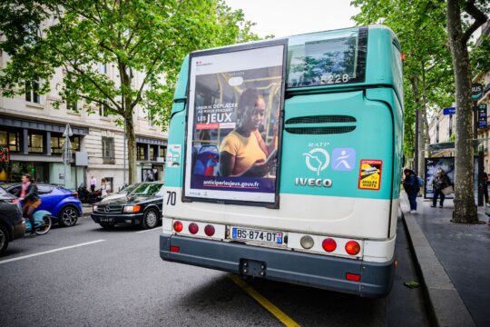 🎉 Notre campagne « Anticiper les Jeux » décroche l&rsquo;argent au Grands Prix TOP/COM 2025 dans la catégorie publicité d’intérêt général ! 🥈