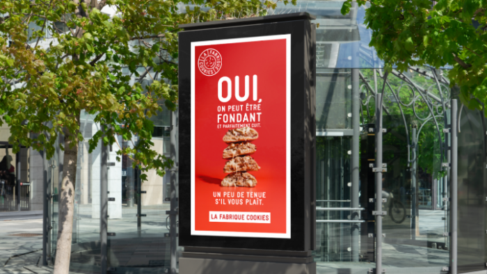 La Fabrique Cookies s’affiche en grand avec un premier DOOH signé Gangstères !