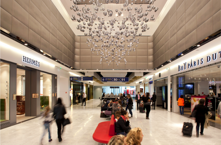 Création liaison terminaux A et C, la nouvelle expérience shopping premium