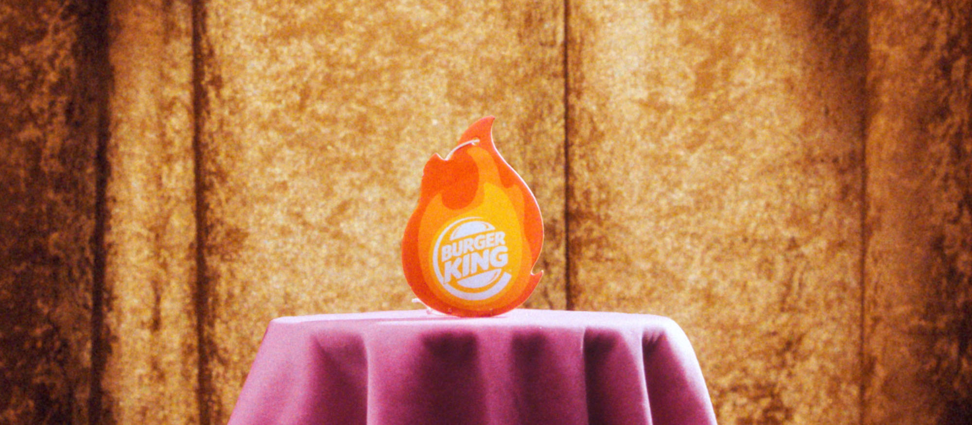 Campagne social médiaBurger King change de logo BURGER KING