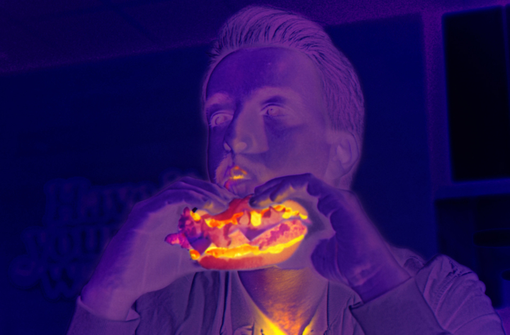 Campagne TV, VOL et social média – La température n&rsquo;a jamais été aussi élevée qu&rsquo;avec le chicken spicy de BURGER KING