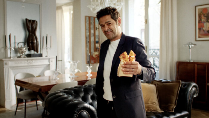 BURGER KING® MET LA MAIN SUR JAMEL DEBBOUZE POUR LE LANCEMENT DES KING TORTILLAS.