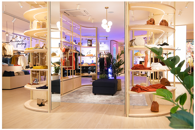 Rebranding & Retail design pour Camaïeu