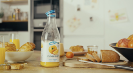 Les bouchons solidaires arrivent sur les bouteilles Innocent