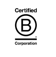Depuis 2024, Lonsdale est certifiée B Corp, qui encourage une constante amélioration au prisme de 5 items majeurs : gouvernance, collaborateurs, communauté, environnement et clients.