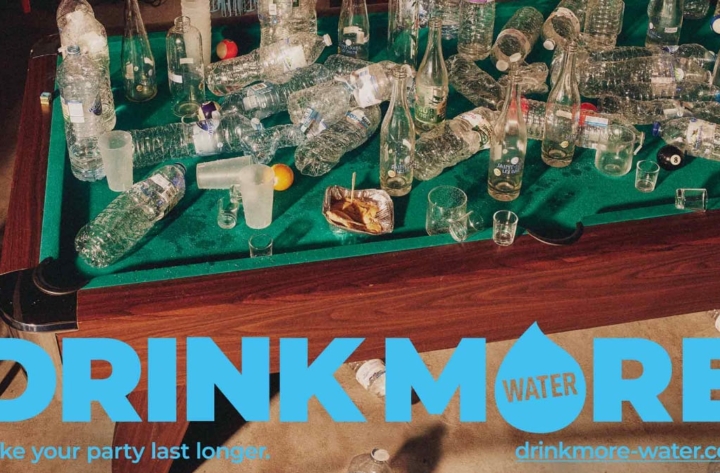 Drink More Water : une nouvelle campagne à consommer sans modération