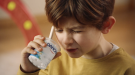 Les enfants parlent aux parents