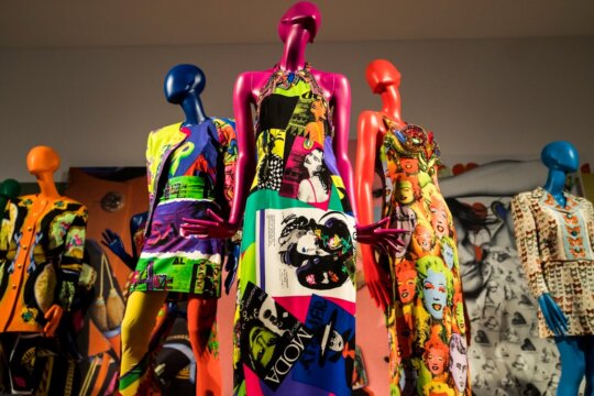 Public Actif, agence Social Media, Paid & influence de l&rsquo;expo Gianni Versace Retrospective à Paris