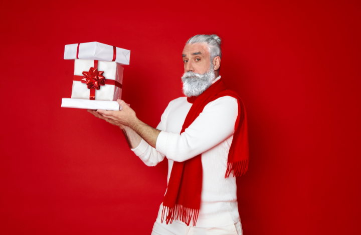 Moonlike crée avec eBay le Père Lëon pour revendre vos cadeaux de Noël