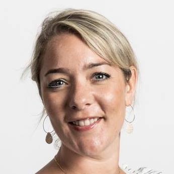 Julie BERNARD