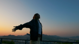 Campagne digitale internationale « Shaped by Travel »