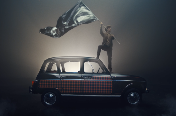 RENAULT 4 – LIBRE DEPUIS LE 1ER REGARD