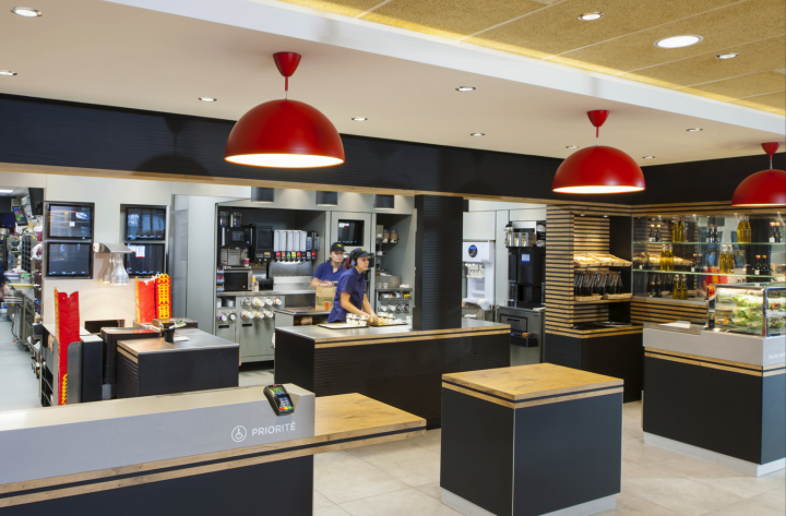 Nouveau concept de restaurants 100% service