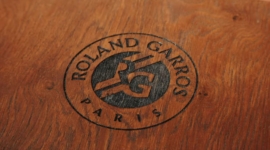 Nouveau mobilier pour le tournoi Roland Garros 2024