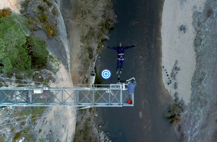 Film web – L&rsquo;incroyable saut sans contact