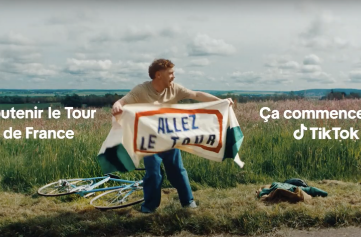 TikTok s&rsquo;invite sur les routes du Tour de France